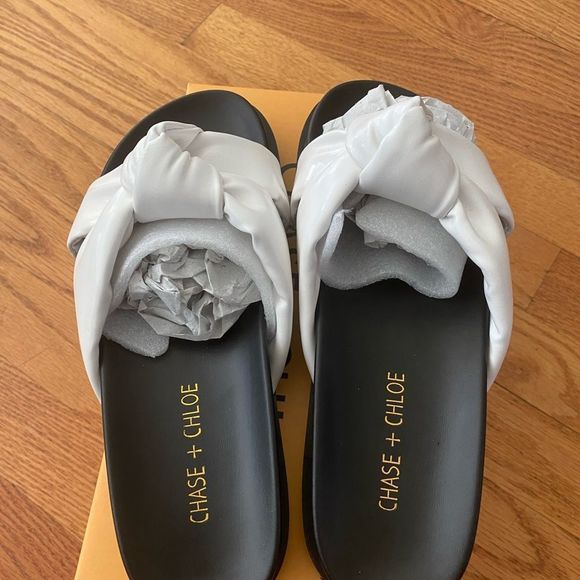 CHASE AND CHLOE Camille Slide Sandal Women 7 WHITE  Puffy Knot 2-2.25 Platform - Picture 5 of 7